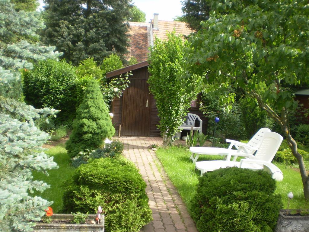 Adikati Lak Apartment Buk Exterior photo